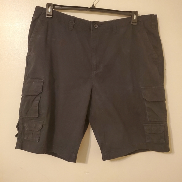 jf j.ferrar Other - J Ferrar Cargo Shorts Men's size 46